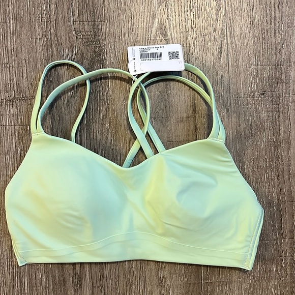 Lululemon Like a Cloud Bra *Light Support,
B/C Cup - Picture 5 of 7